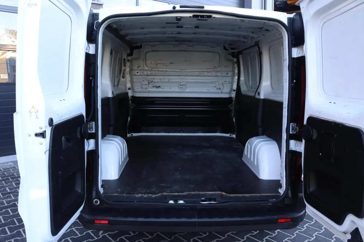 bestel 2.0 dCi L1H1 l 29.000 KM !! l AIRCO l CRUISE CONTROL