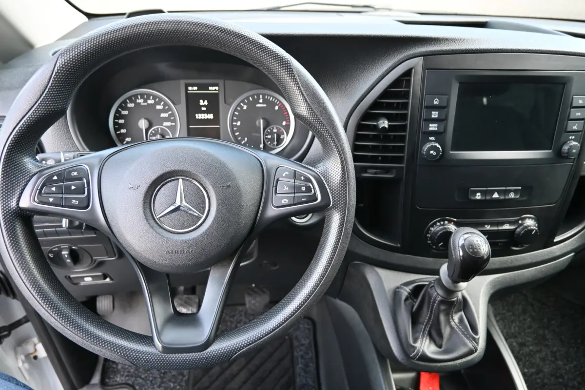116 CDI L2 DC LED, Apple Carplay/Android Auto