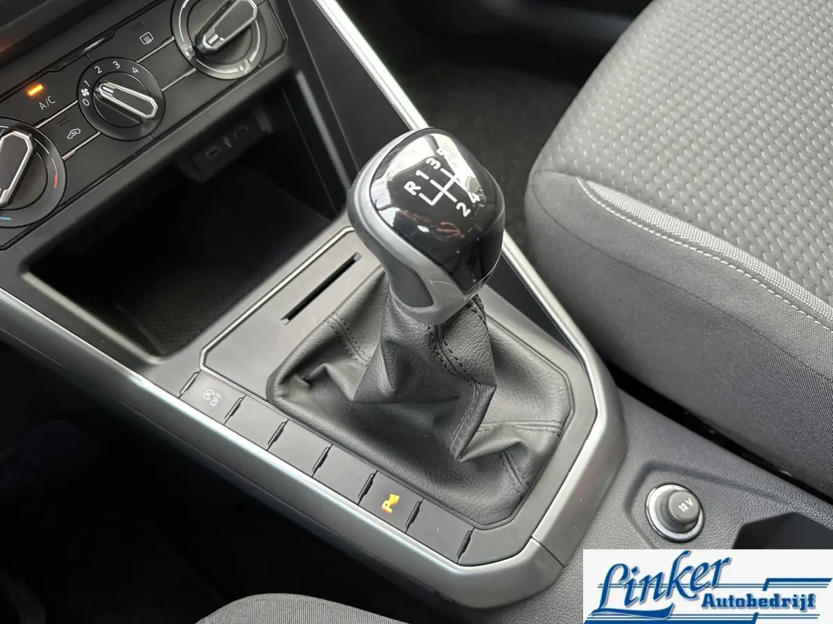 1.0 TSI Life - NL-AUTO | CARPLAY | PDC VOOR/ACHTER