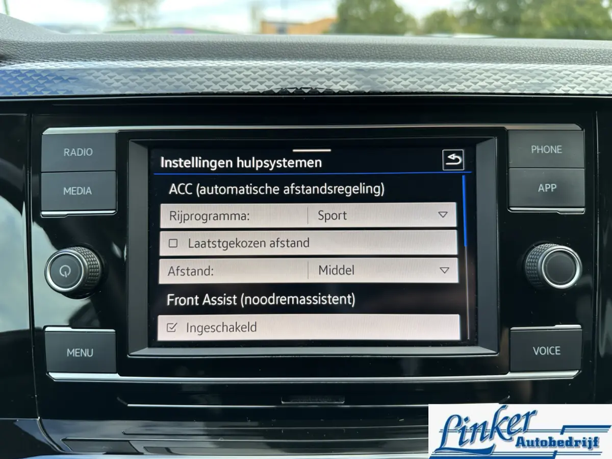 1.0 TSI Life - NL-AUTO | CARPLAY | PDC VOOR/ACHTER