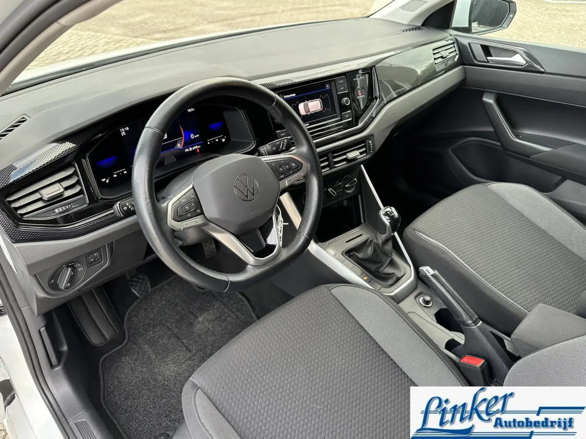 1.0 TSI Life - NL-AUTO | CARPLAY | PDC VOOR/ACHTER