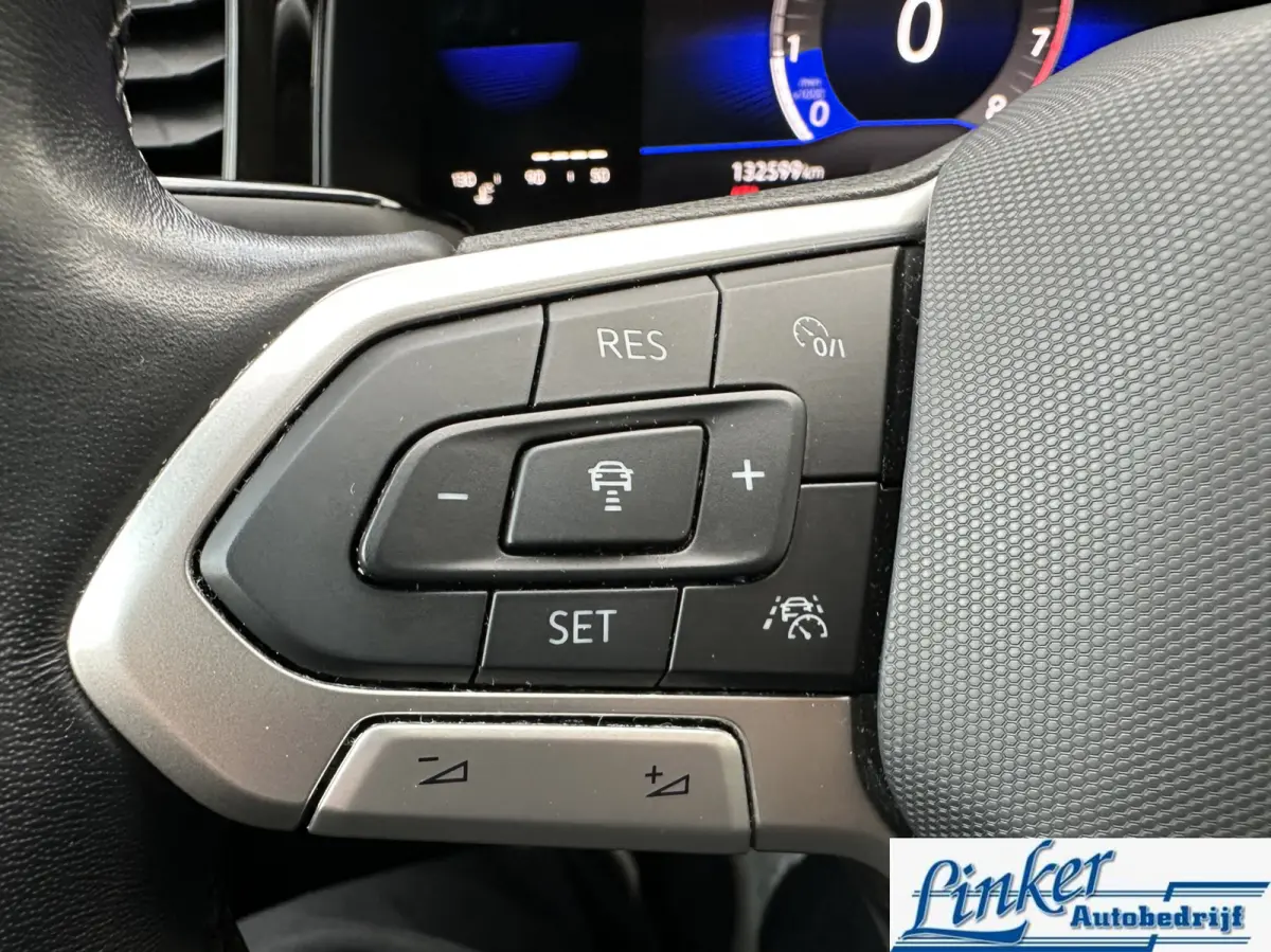 1.0 TSI Life - NL-AUTO | CARPLAY | PDC VOOR/ACHTER