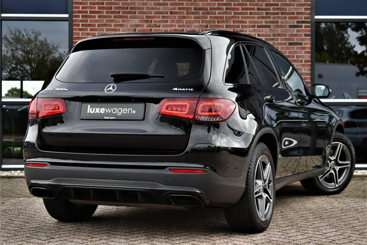 4M AMG Pano Luchtv Distr HUD Massage-ventilatie Memory 360 Night