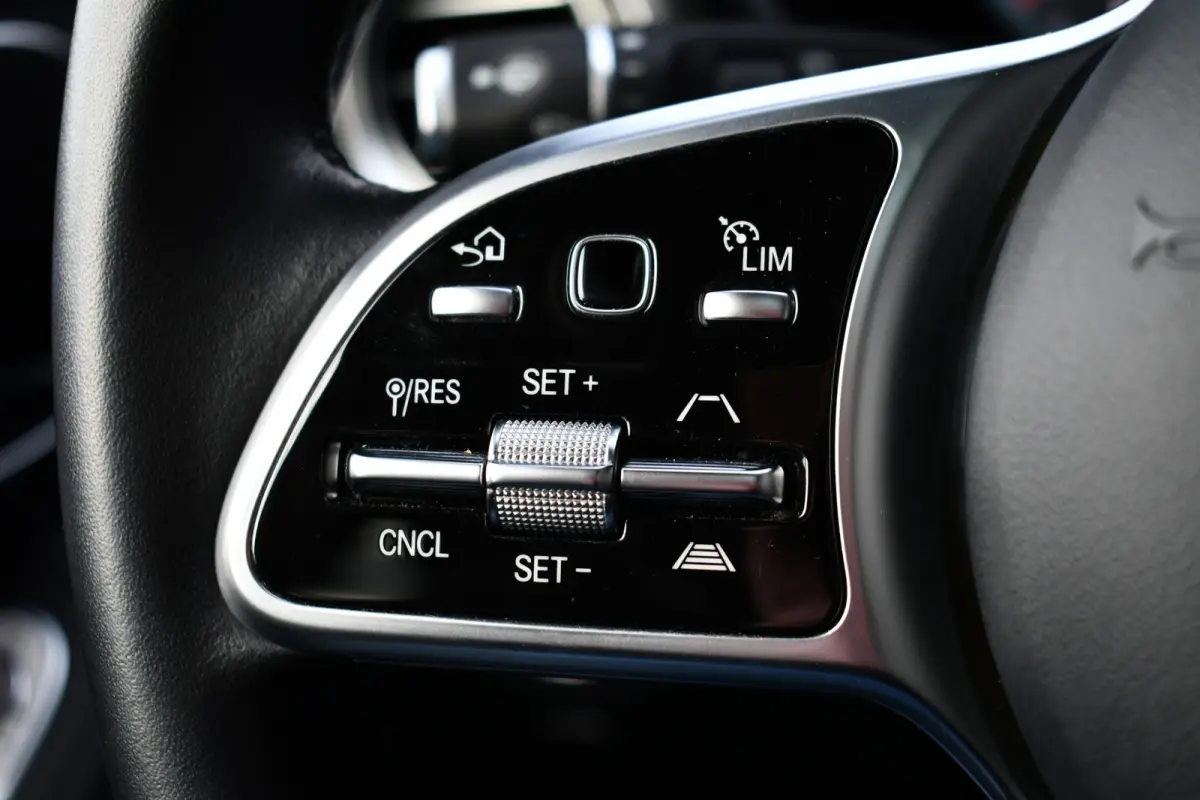 4M AMG Pano Luchtv Distr HUD Massage-ventilatie Memory 360 Night