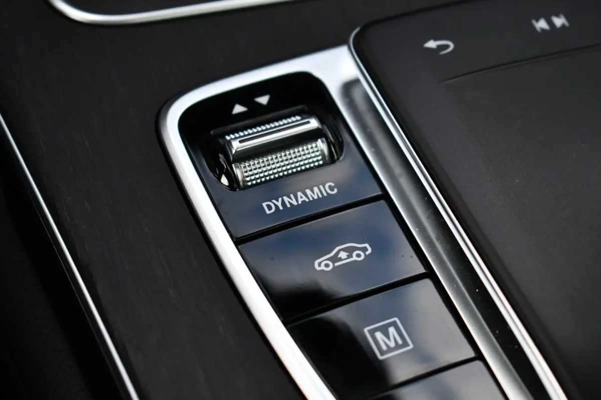 4M AMG Pano Luchtv Distr HUD Massage-ventilatie Memory 360 Night