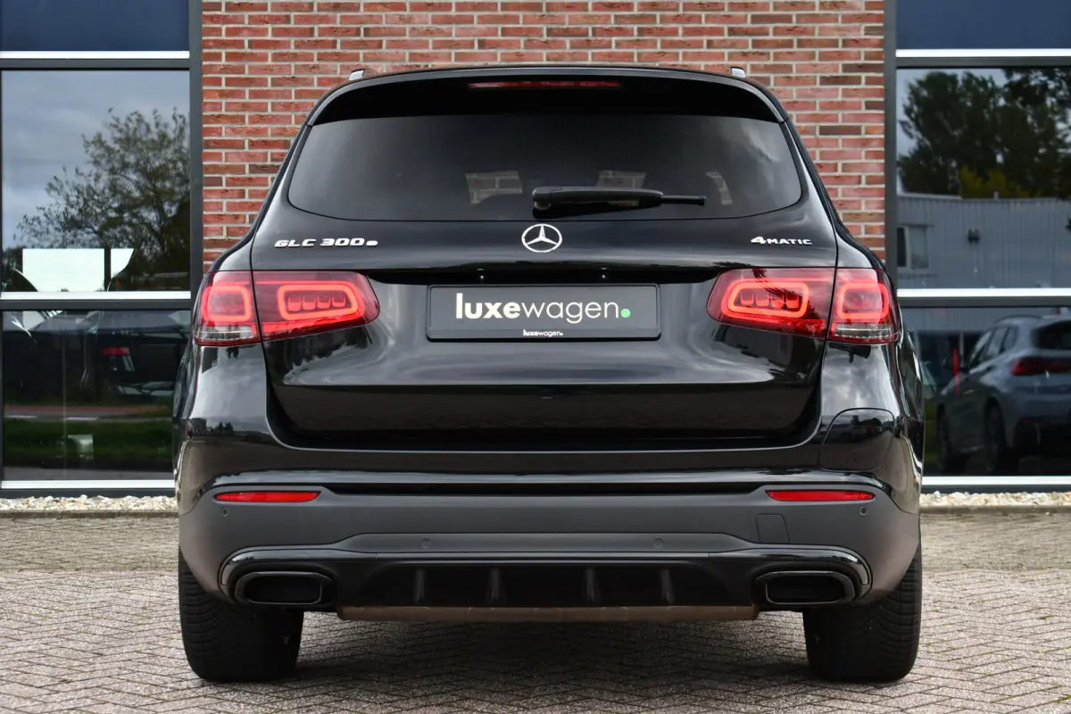 4M AMG Pano Luchtv Distr HUD Massage-ventilatie Memory 360 Night