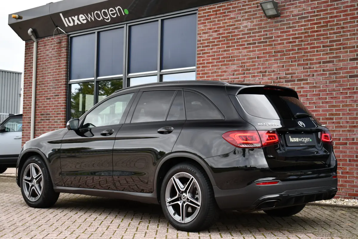 4M AMG Pano Luchtv Distr HUD Massage-ventilatie Memory 360 Night