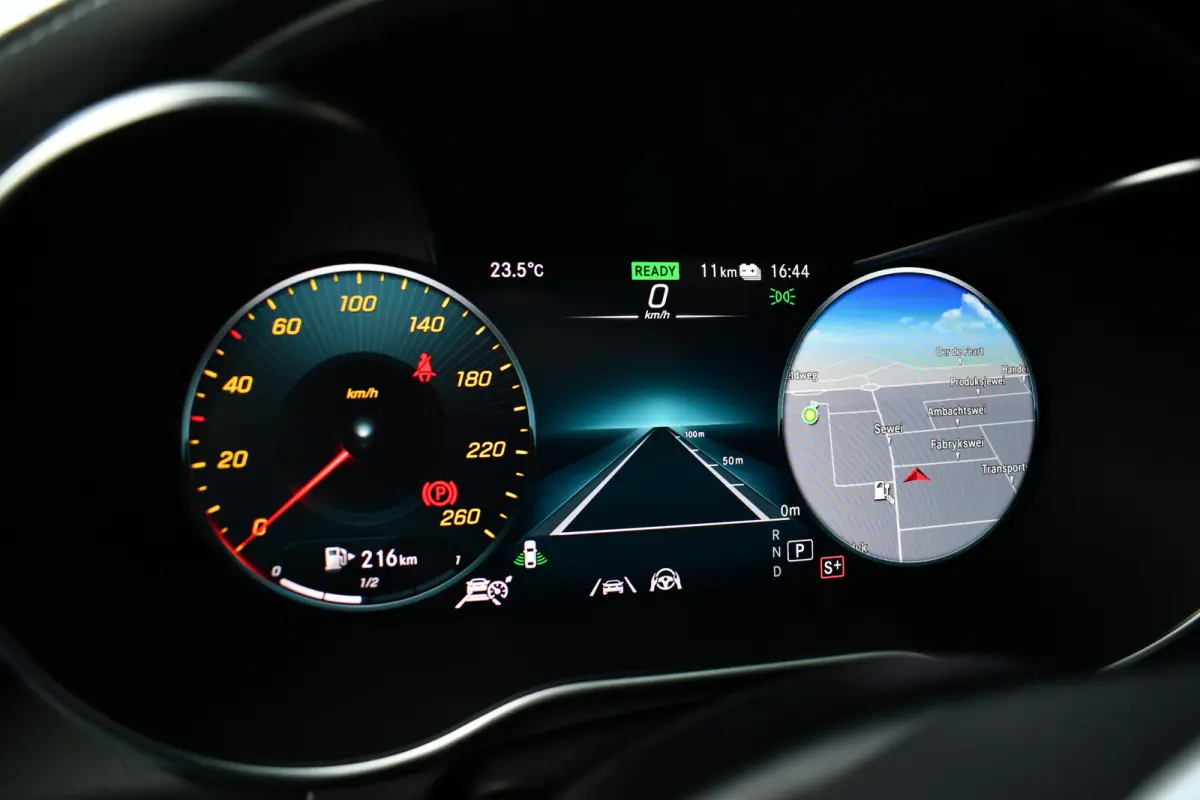 4M AMG Pano Luchtv Distr HUD Massage-ventilatie Memory 360 Night