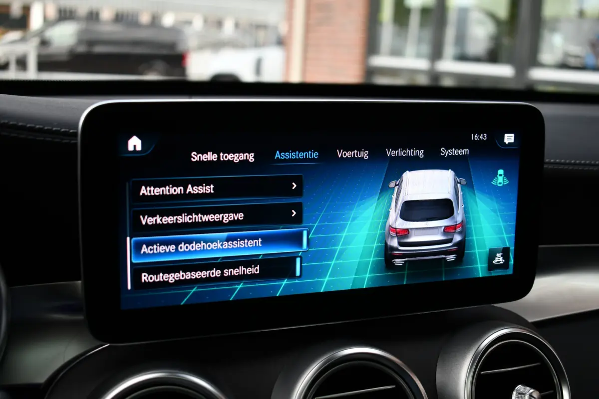 4M AMG Pano Luchtv Distr HUD Massage-ventilatie Memory 360 Night