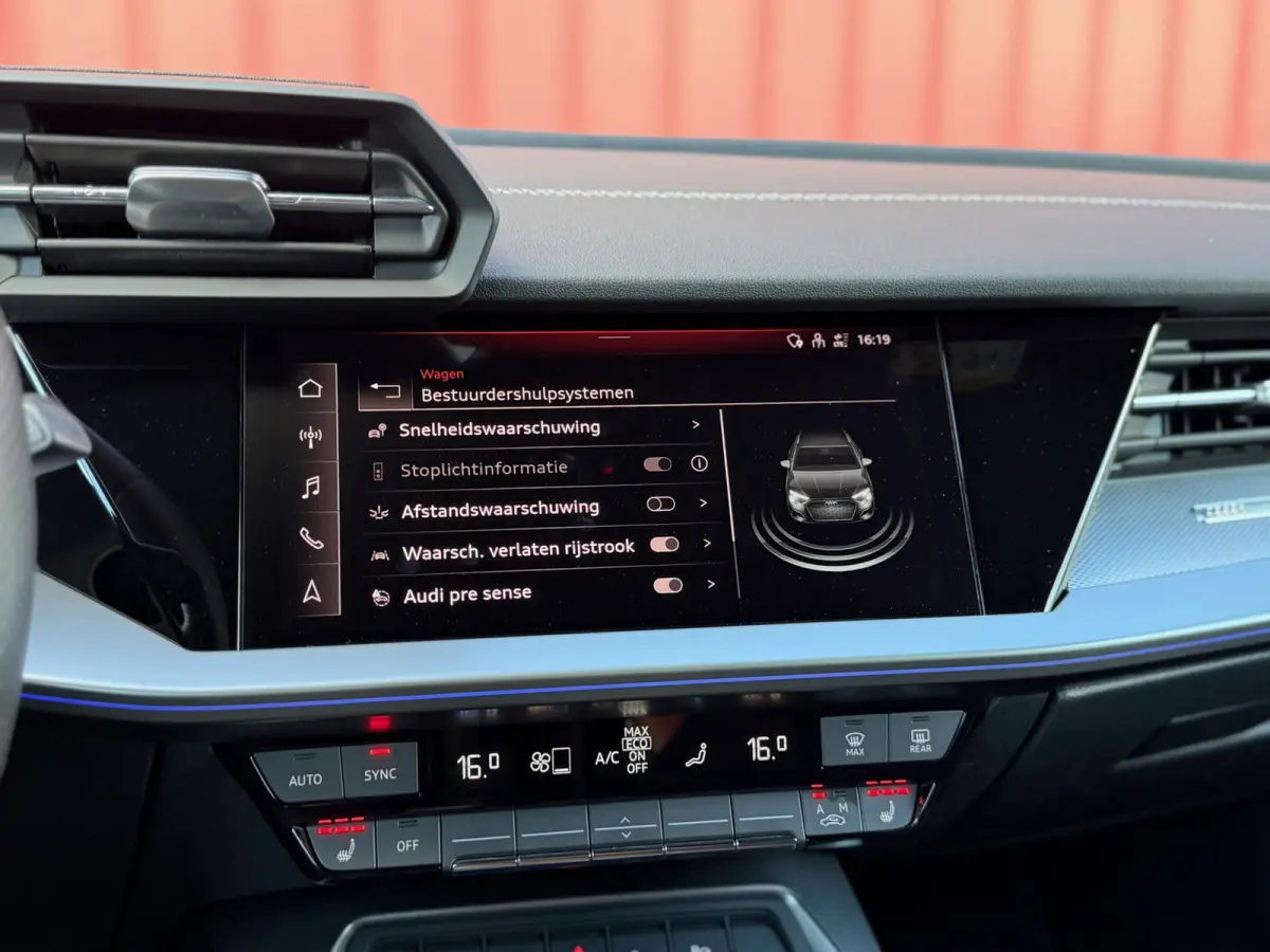 40 TFSI e 3x S-Line Sfeer Carplay ACC Lane