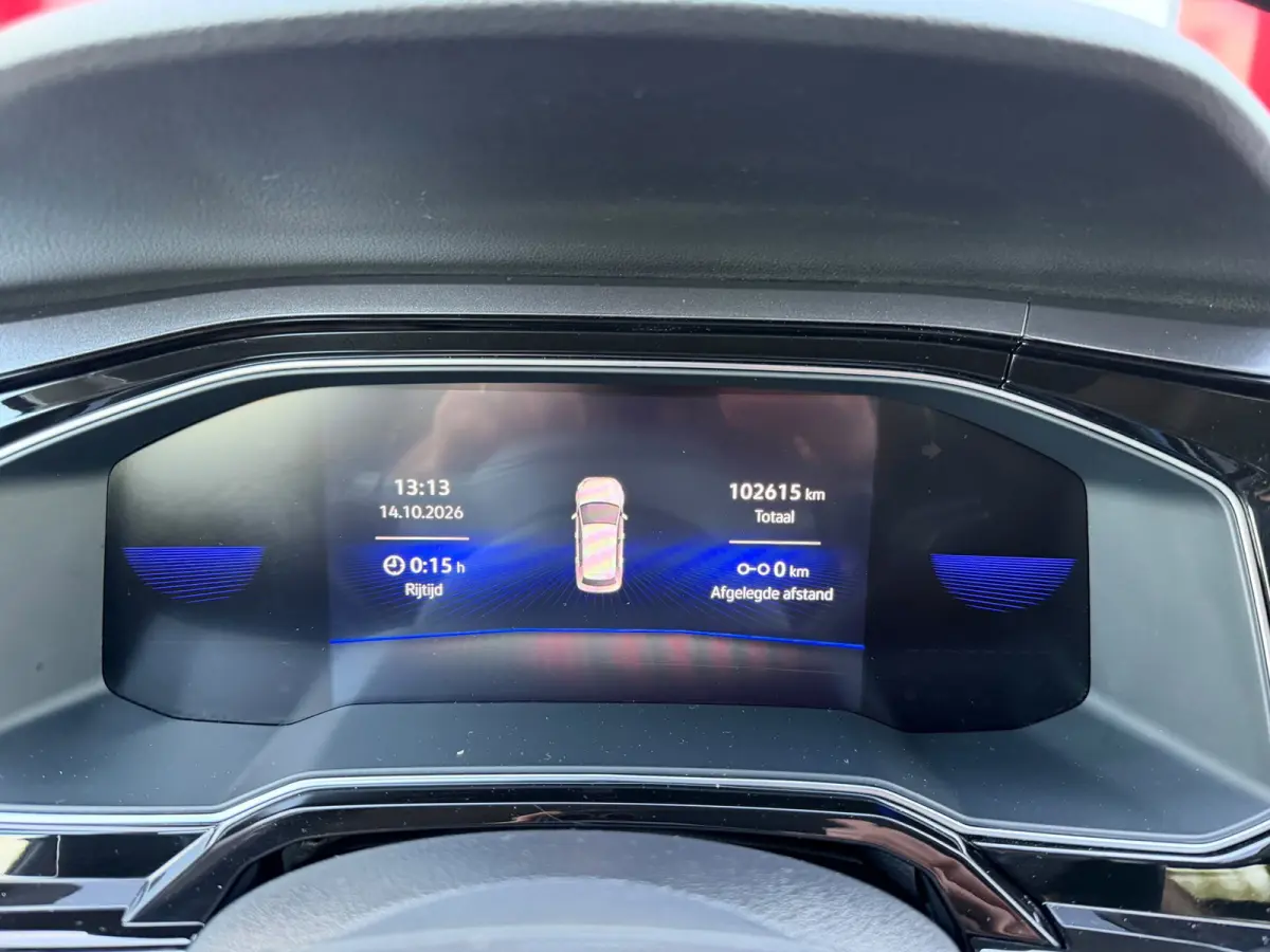 1.0 TSI Life Business DSG-7 | IQ Light LED | Carplay | Adaptive Cruise | Stoelverwarming | Parksens | BTW Auto