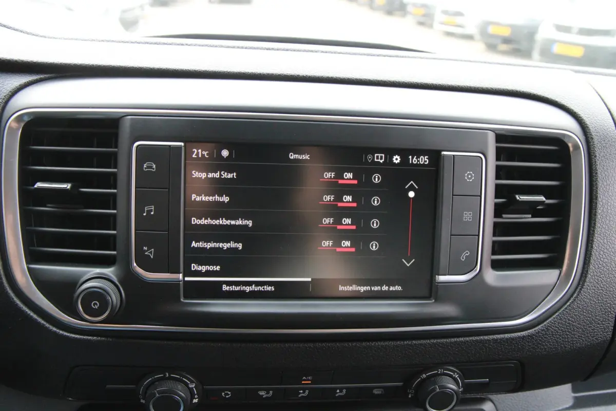 2.0 CDTI L2H1 Edition 122PK Automaat / Camera / Navi / App connect