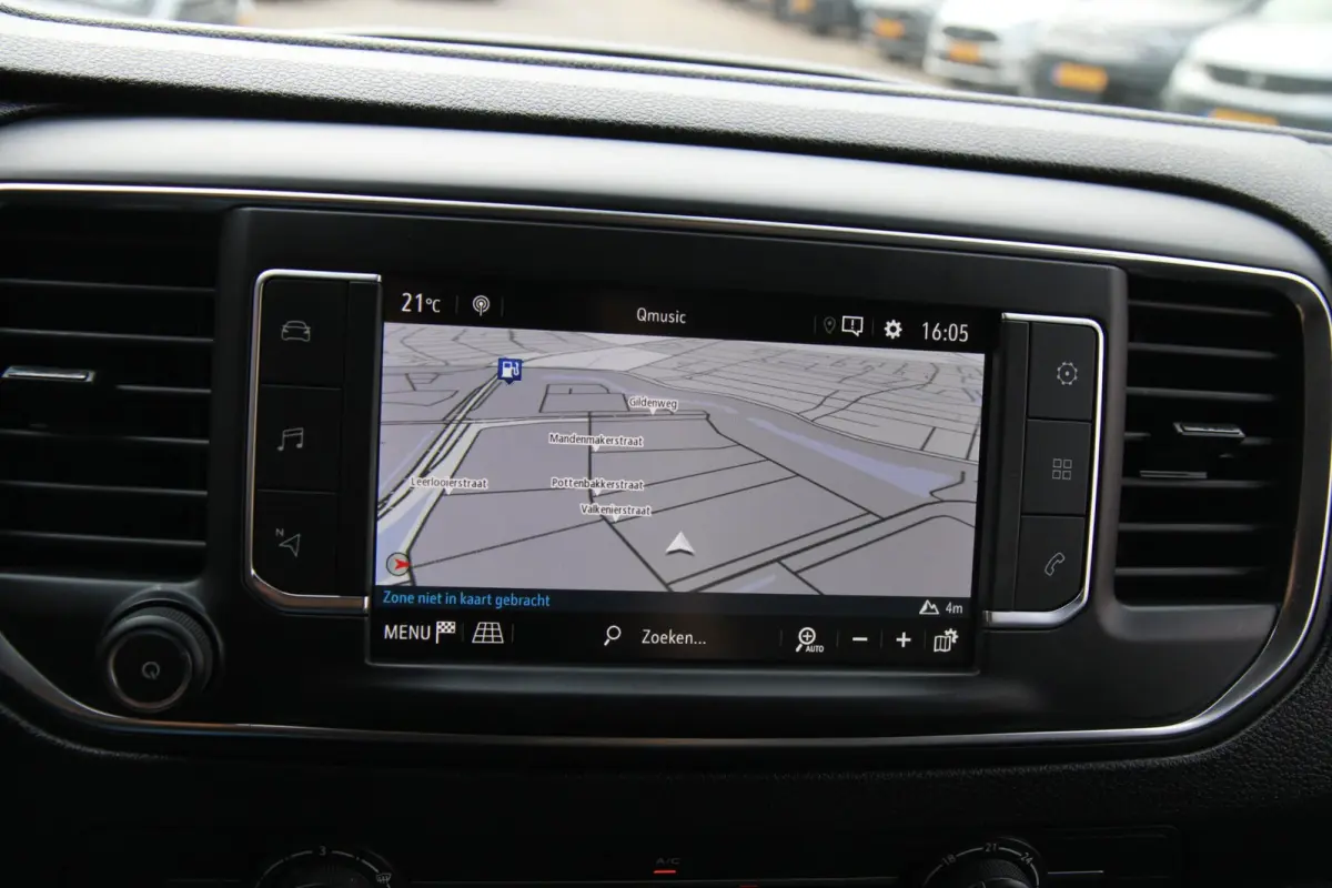 2.0 CDTI L2H1 Edition 122PK Automaat / Camera / Navi / App connect