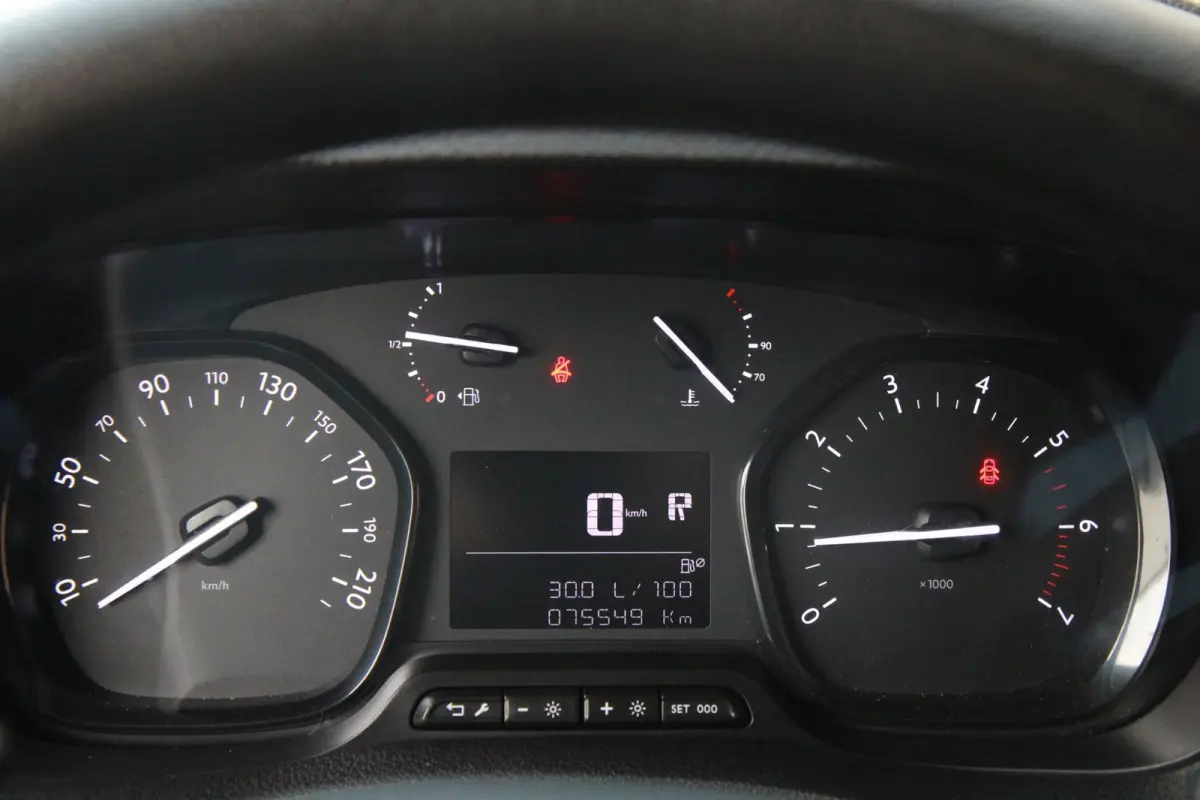 2.0 CDTI L2H1 Edition 122PK Automaat / Camera / Navi / App connect