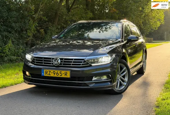 1.6 TDI Highline Business R | Navi + Cruise control Nu € 10.275 Inclusief BTW,- !!!