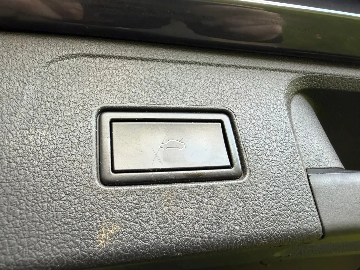 1.6 TDI Highline Business R | Navi + Cruise control Nu € 10.275 Inclusief BTW,- !!!