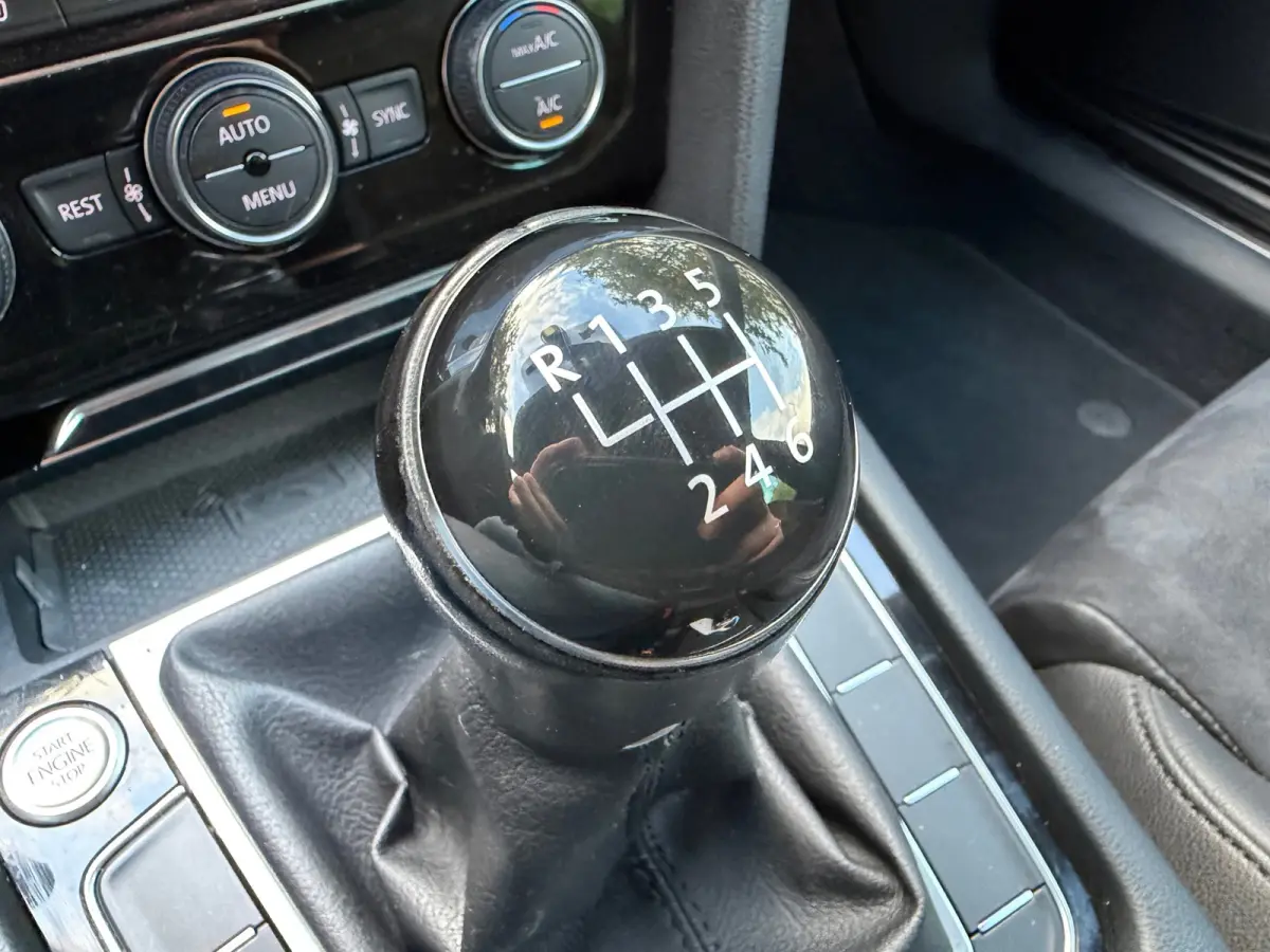 1.6 TDI Highline Business R | Navi + Cruise control Nu € 10.275 Inclusief BTW,- !!!