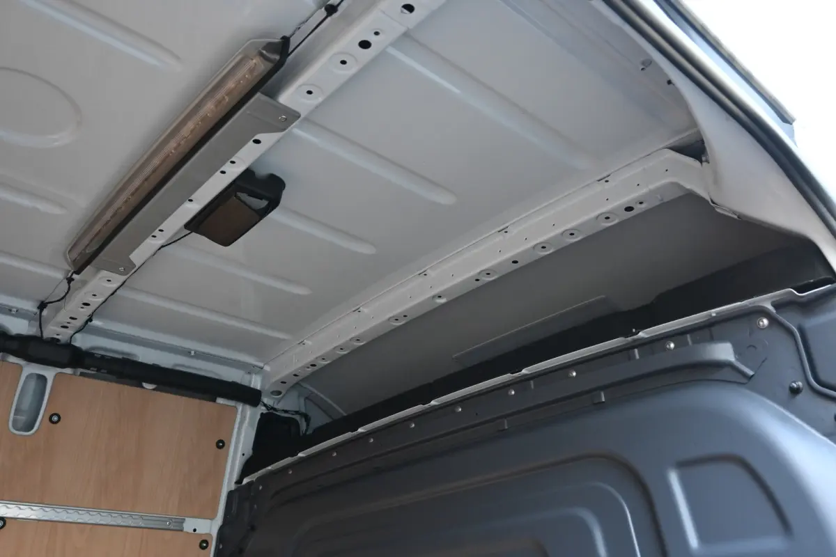 317 CDI L2H2 Pro LED, Geveerde stoel, Navigatie met camera