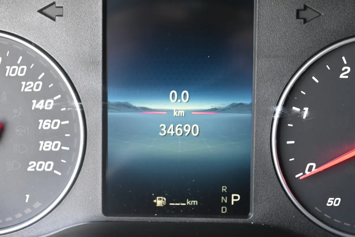 317 CDI L2H2 Pro LED, Geveerde stoel, Navigatie met camera