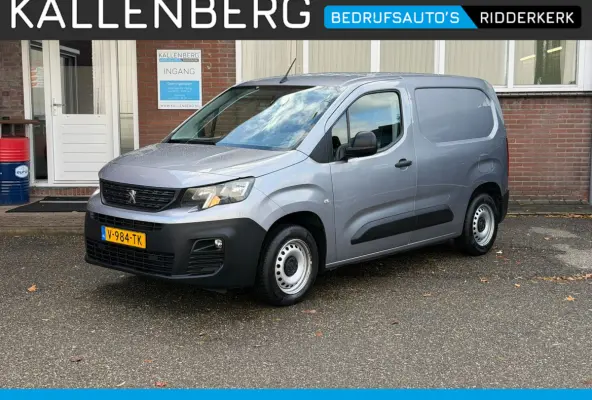 1.6 BlueHDI Premium / Trekhaak / App connect / Cruise / Laadvloer dubbel