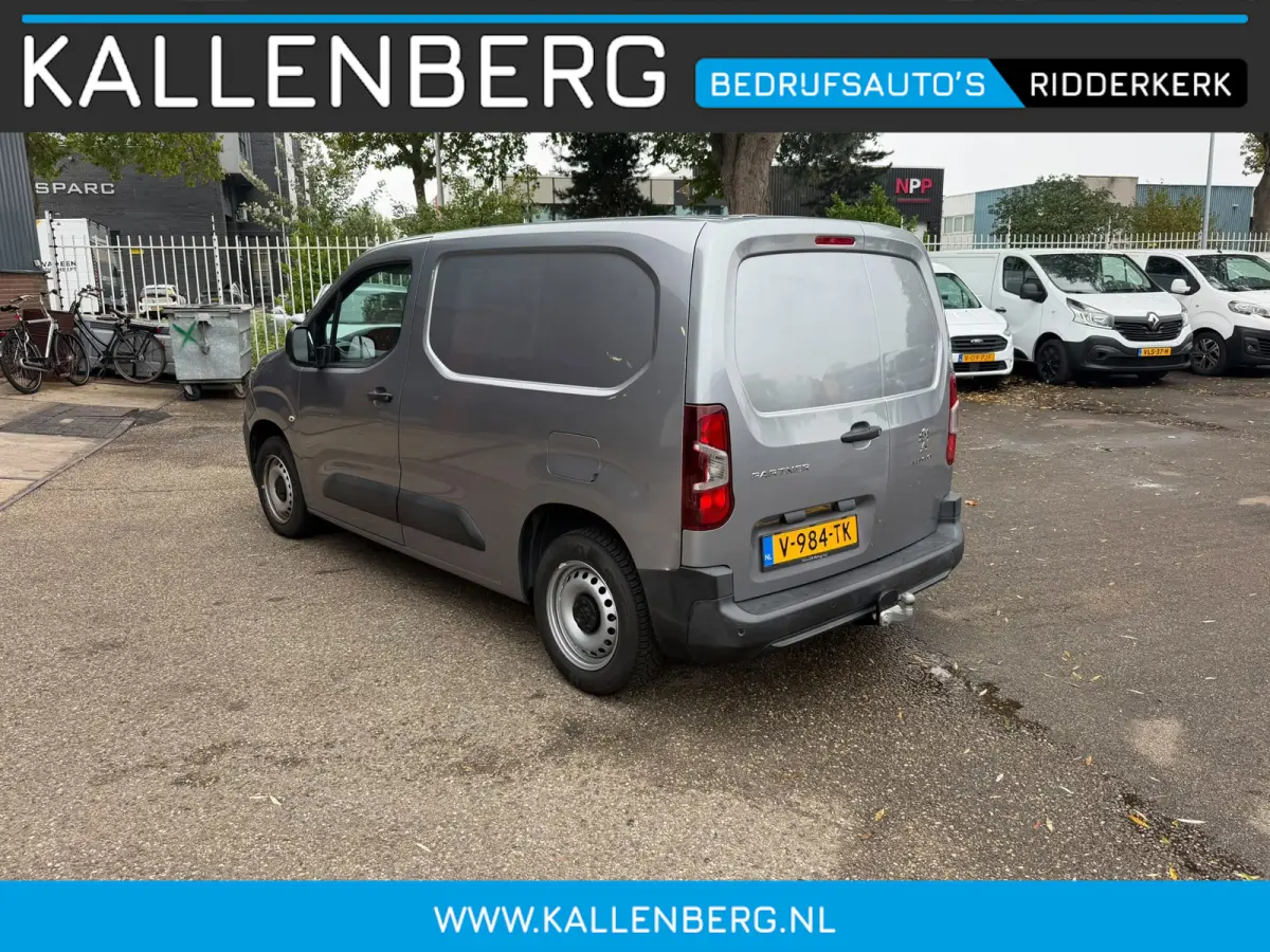1.6 BlueHDI Premium / Trekhaak / App connect / Cruise / Laadvloer dubbel