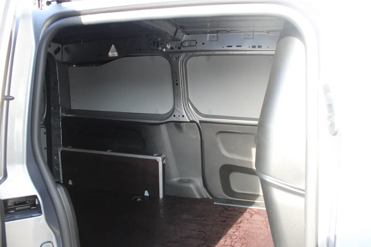 136 L2 50kWh | Fase 3 laden | SOH 98% | Camera | Long | L2 | 3.000km | Bluetooth | Parkeersensoren |