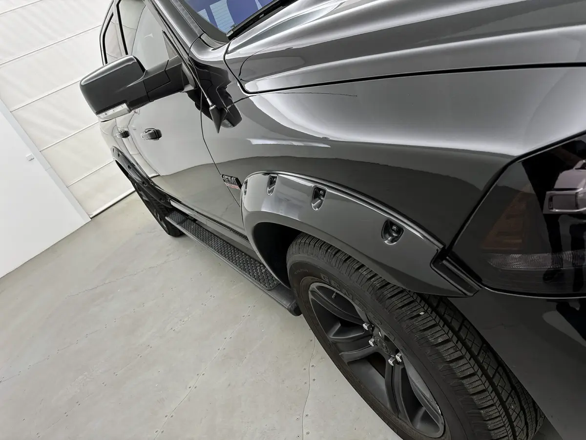 1500 5.7 V8 Quad Cab 6'4 Pano Leder Prins LPG Alpine audio Trekhaak