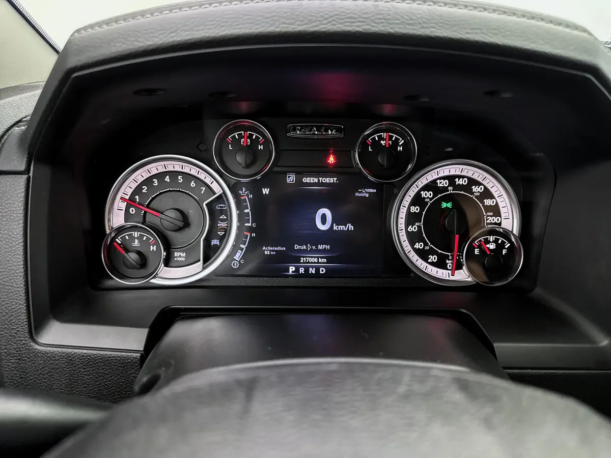 1500 5.7 V8 Quad Cab 6'4 Pano Leder Prins LPG Alpine audio Trekhaak