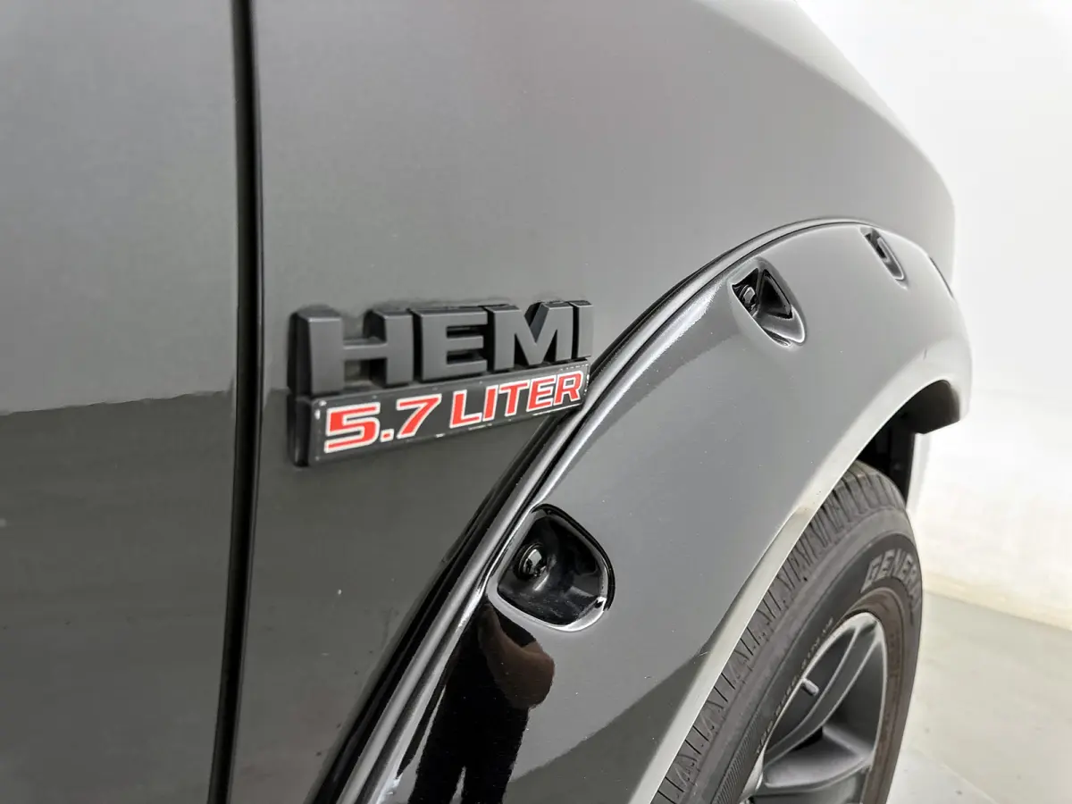 1500 5.7 V8 Quad Cab 6'4 Pano Leder Prins LPG Alpine audio Trekhaak
