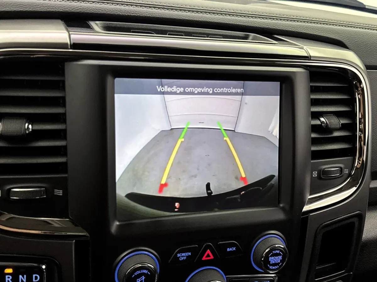1500 5.7 V8 Quad Cab 6'4 Pano Leder Prins LPG Alpine audio Trekhaak