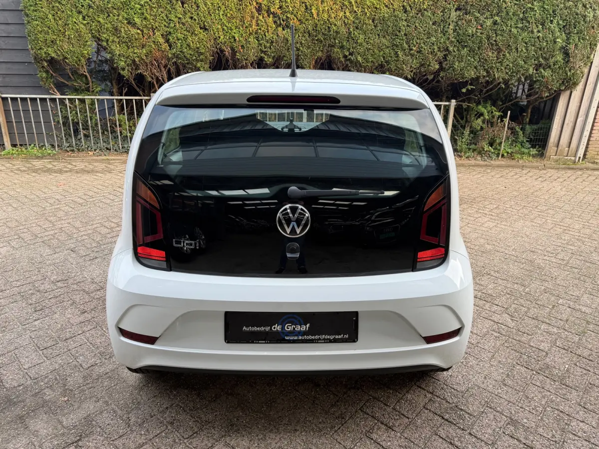 Up! 1.0 BMT |STOELVRW/AIRCO/APPCONNECT/ KM 83500