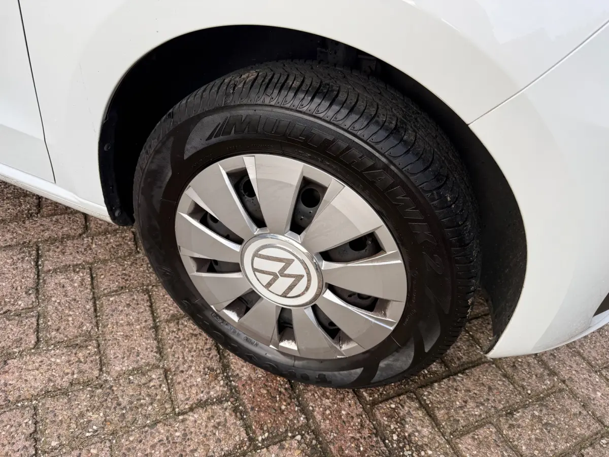 Up! 1.0 BMT |STOELVRW/AIRCO/APPCONNECT/ KM 83500