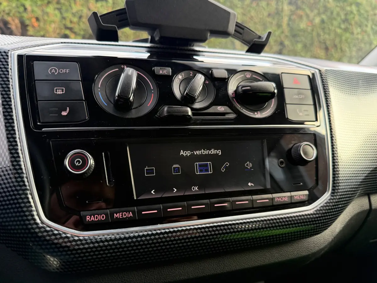 Up! 1.0 BMT |STOELVRW/AIRCO/APPCONNECT/ KM 83500