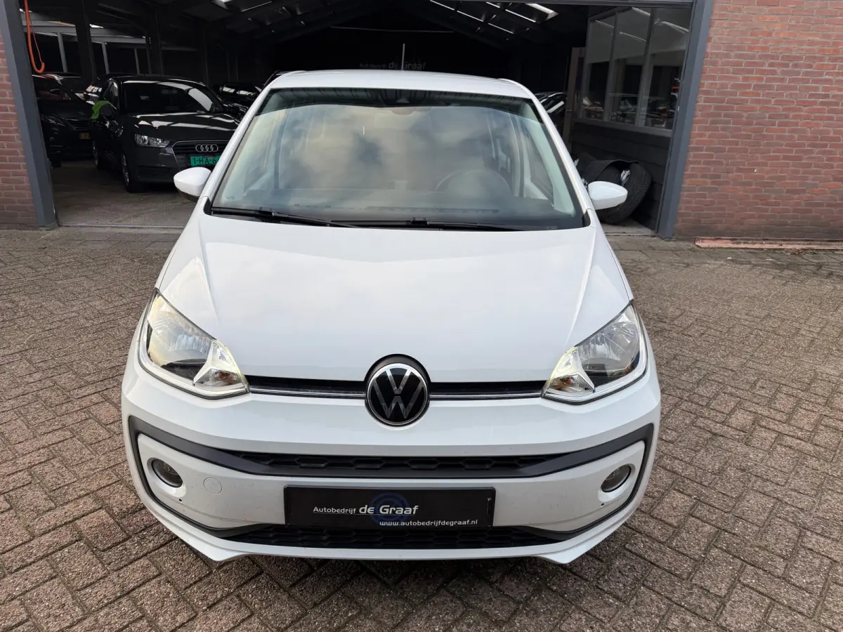 Up! 1.0 BMT |STOELVRW/AIRCO/APPCONNECT/ KM 83500