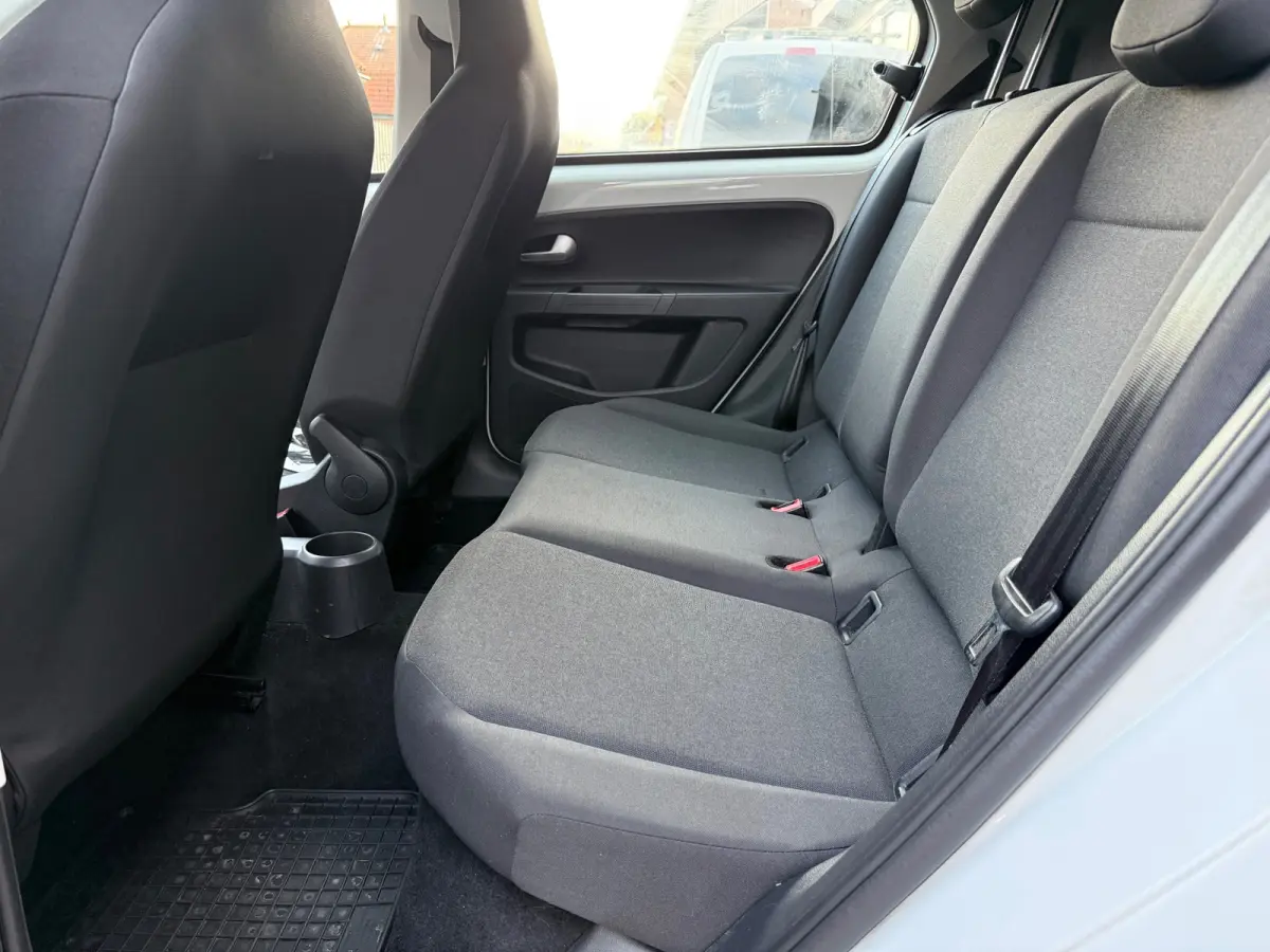 Up! 1.0 BMT |STOELVRW/AIRCO/APPCONNECT/ KM 83500
