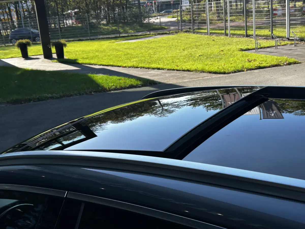 AMG 4Matic // Trekhaak // Luchtvering // Panoramadak // Memory // Distronic // Burmester // 360 Camera