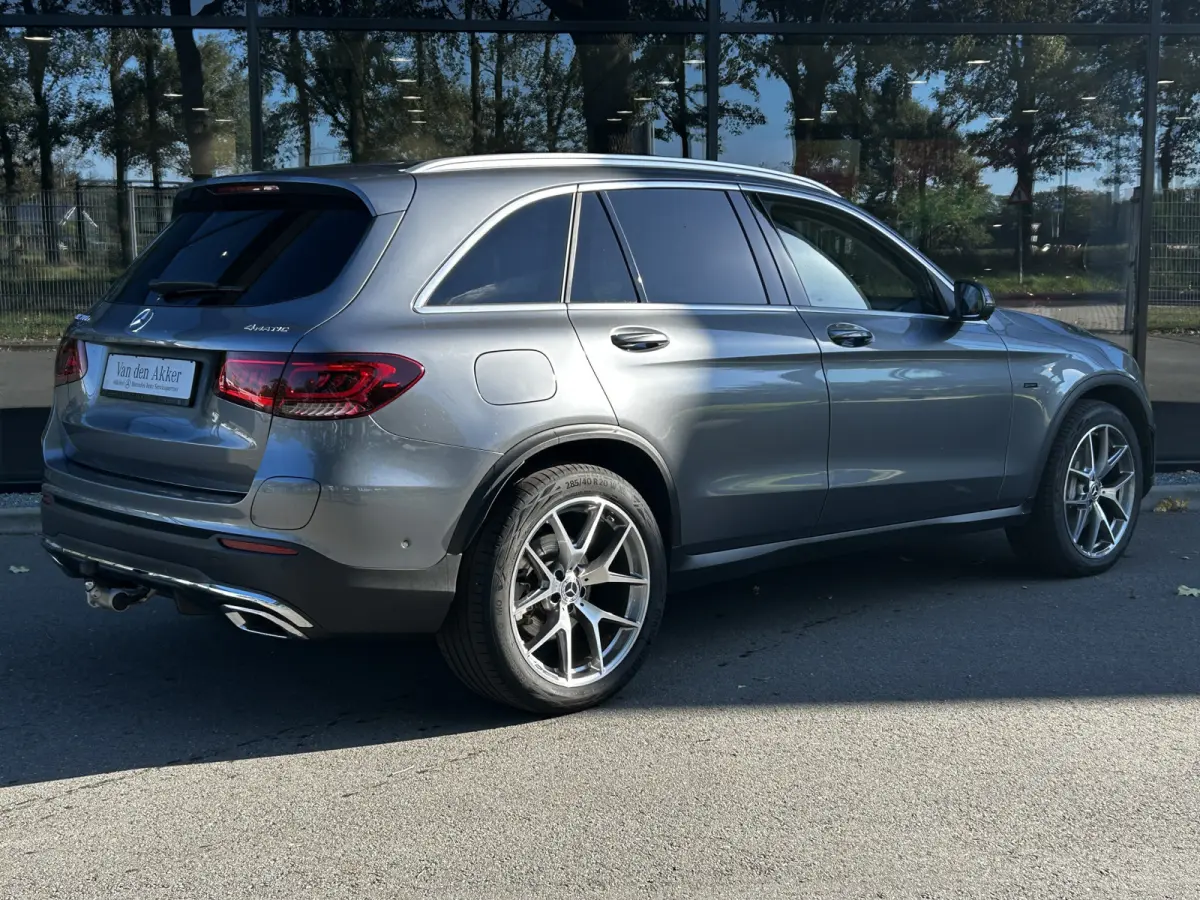 AMG 4Matic // Trekhaak // Luchtvering // Panoramadak // Memory // Distronic // Burmester // 360 Camera