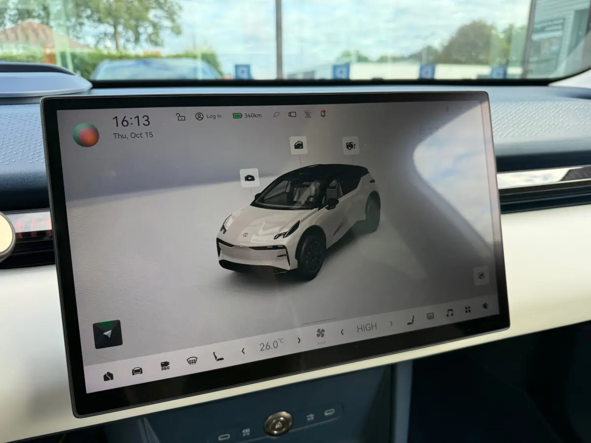 RWD Long Range 69 kWh - Automaat - Panodak - Leder - Navi - Org.NL