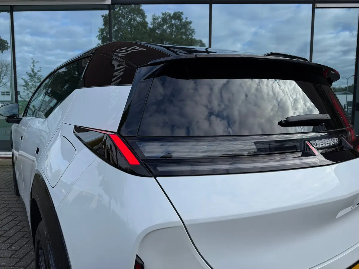RWD Long Range 69 kWh - Automaat - Panodak - Leder - Navi - Org.NL