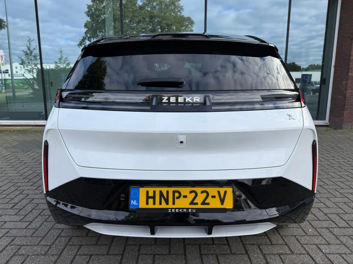 RWD Long Range 69 kWh - Automaat - Panodak - Leder - Navi - Org.NL