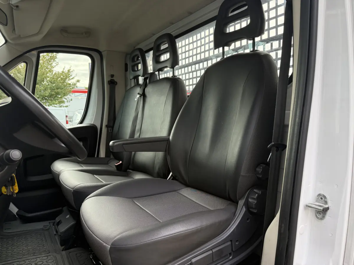 335 2.2 BlueHDi 165 L4 Pick-up | Open laadbak | Trekhaak 3.5T | Cruisec. | Airco