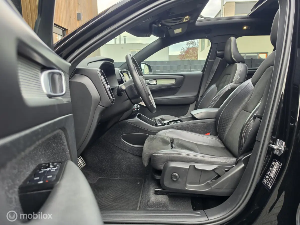 T5 R-DESIGN 262 PK PANO ACC CARPLAY STOELVERW.