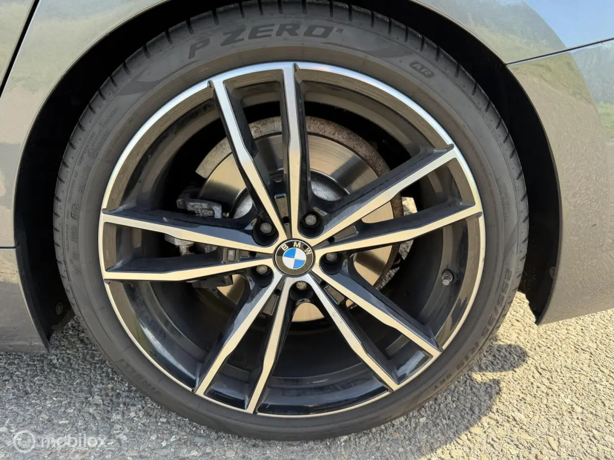330i High Executive Edition / PANO