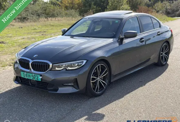 330i High Executive Edition / PANO