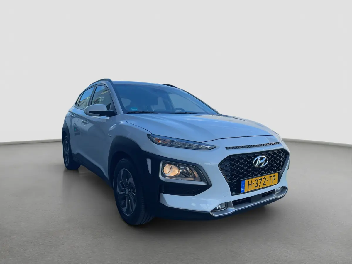 1.6 GDI 141pk HEV Comfort | Trekhaak | Camera | Carplay | Parkeersensoren | Climate controle | Cruise controle | Lichtmetalen velgen