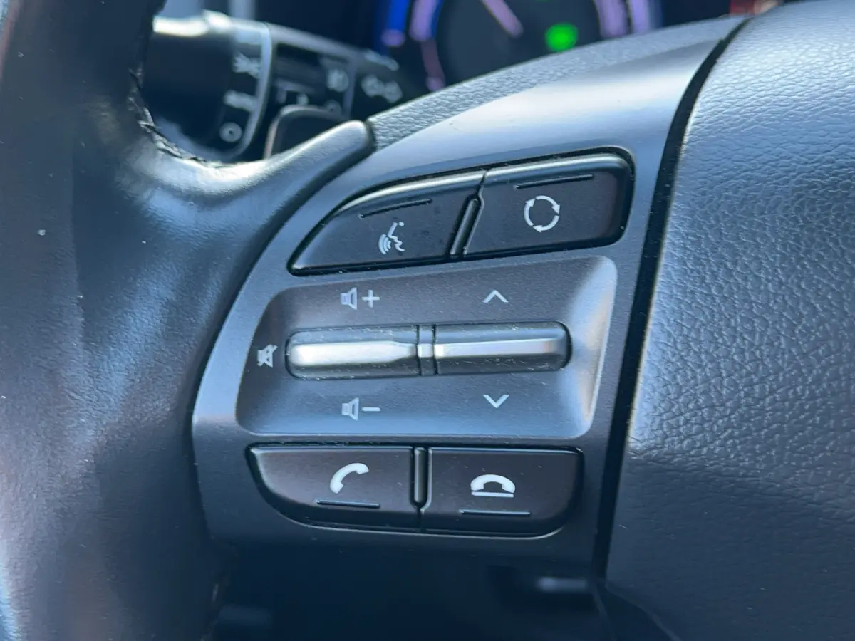 1.6 GDI 141pk HEV Comfort | Trekhaak | Camera | Carplay | Parkeersensoren | Climate controle | Cruise controle | Lichtmetalen velgen