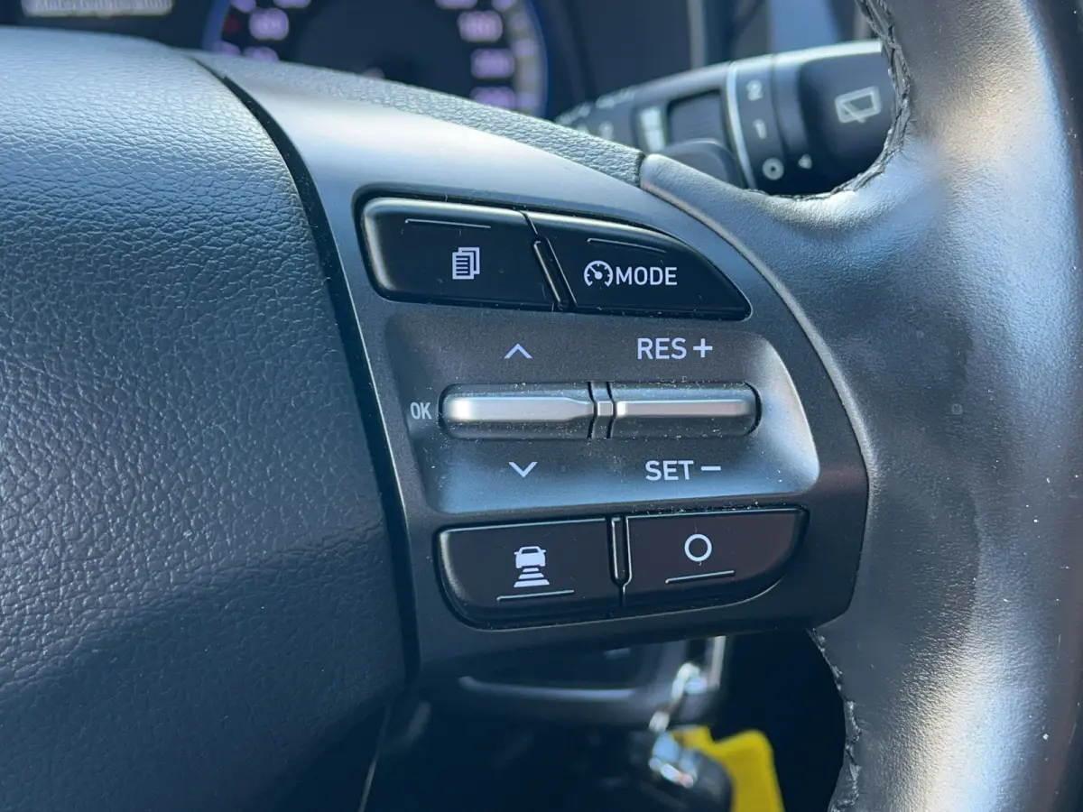 1.6 GDI 141pk HEV Comfort | Trekhaak | Camera | Carplay | Parkeersensoren | Climate controle | Cruise controle | Lichtmetalen velgen