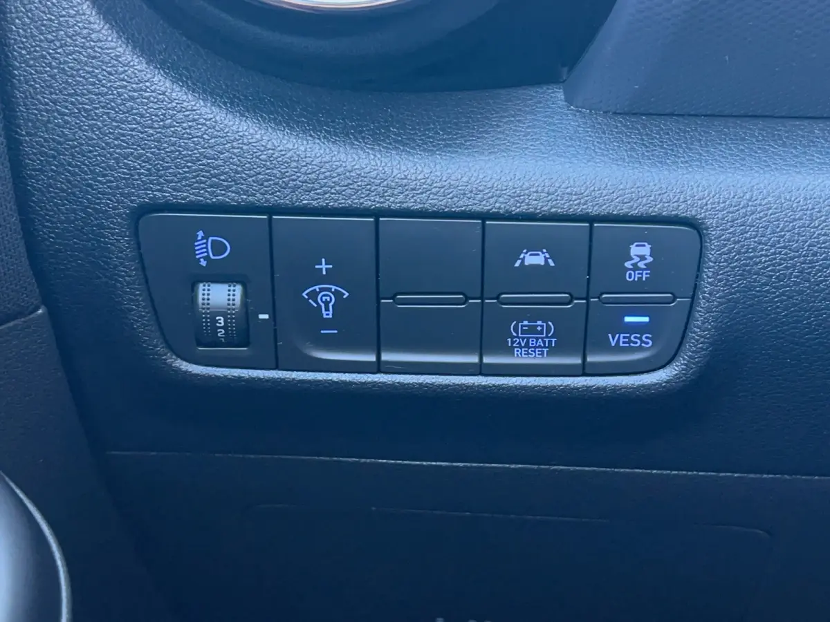 1.6 GDI 141pk HEV Comfort | Trekhaak | Camera | Carplay | Parkeersensoren | Climate controle | Cruise controle | Lichtmetalen velgen