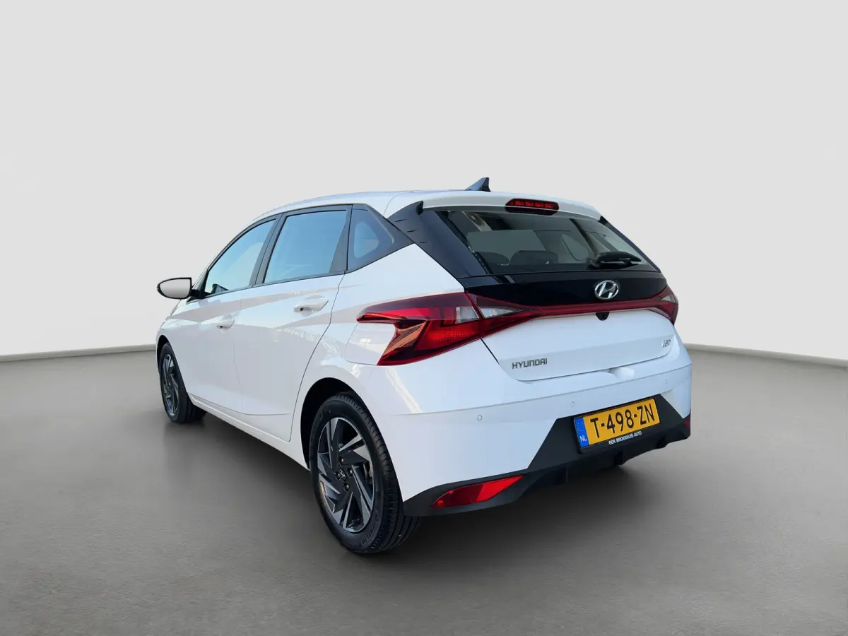 1.0 T-GDI 100pk Comfort Smart Automaat | Camera | Airco | Carplay | Cruise controle | Dodehoek detectie | Navigatie | Parkeersensoren | 5.200 km!