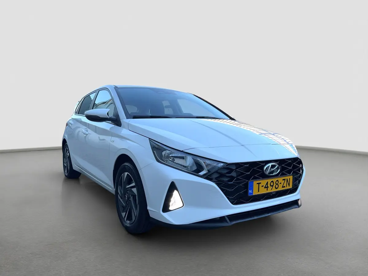 1.0 T-GDI 100pk Comfort Smart Automaat | Camera | Airco | Carplay | Cruise controle | Dodehoek detectie | Navigatie | Parkeersensoren | 5.200 km!